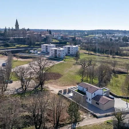 Boni Domini Villa *